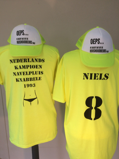 fotos/T-shirts-fluorgeel-sport-nederlandskampioen-13-6-SandD-art-origineelpersoonlijkcadeau.jpg